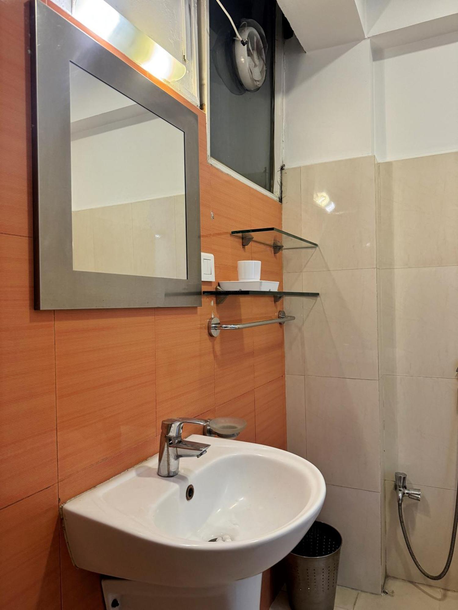 Ananya Apartments Phase 1 كاتماندو الغرفة الصورة